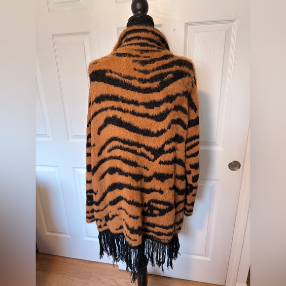 Shein Tiger Stripe Fringe Cardigan - Picture 7 of 9
